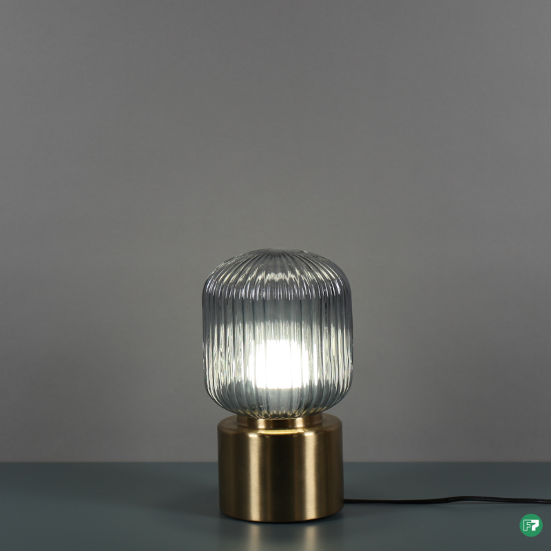 F7_04_143_Stolní_lampa_Solklint